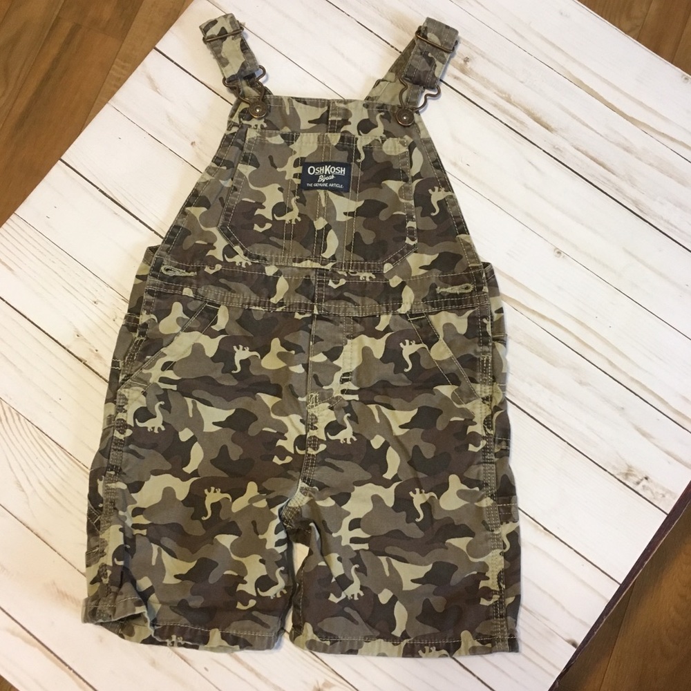 OshKosh B’Gosh camo shortalls